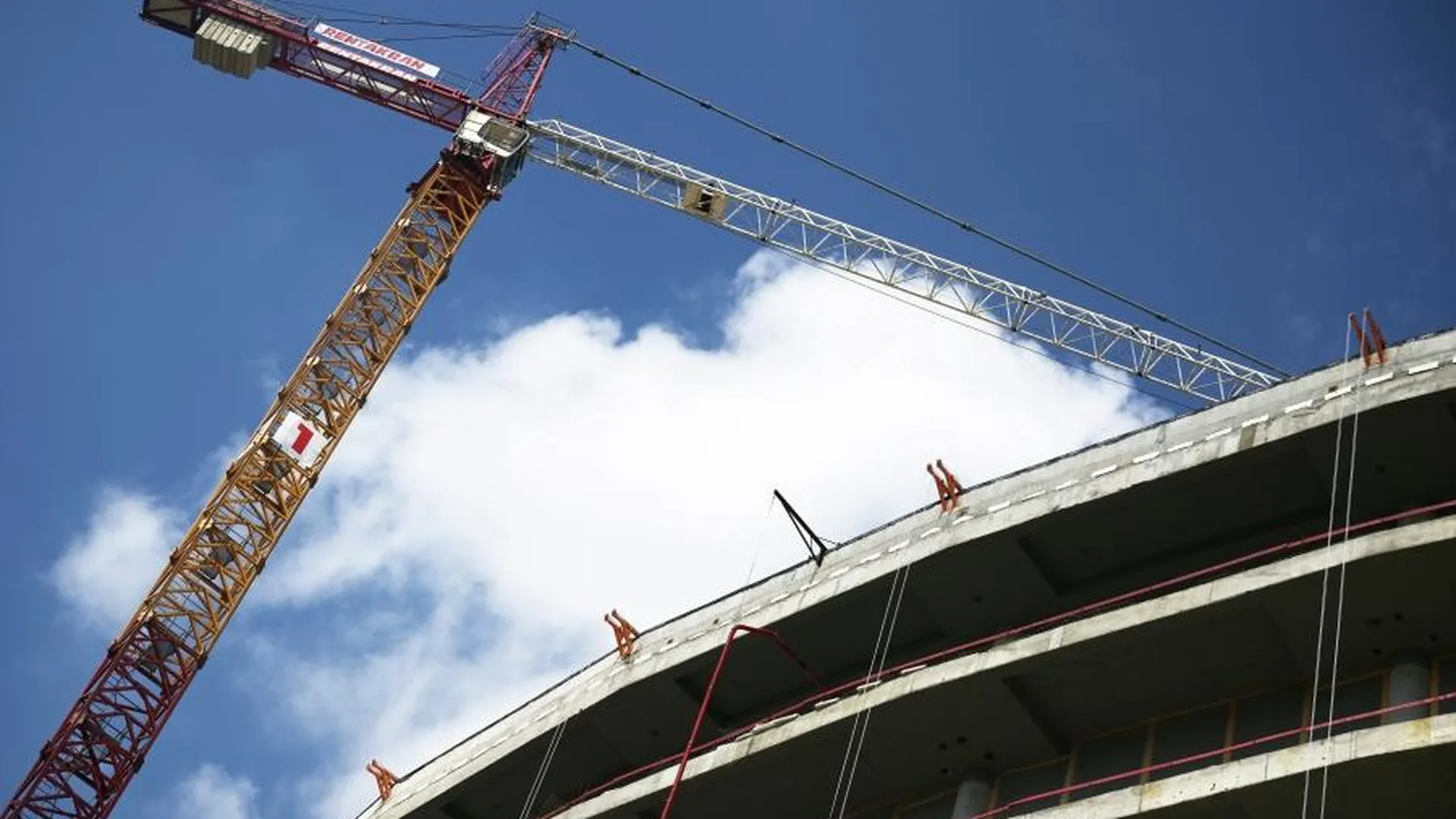 Мособлдума установила критерии для инвестпроектов по строительству стадионов