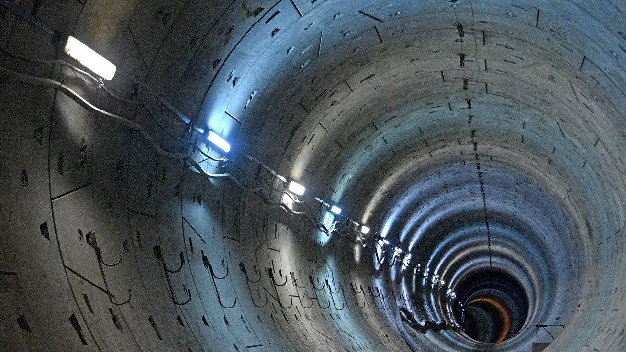 Между двумя станциями Рублево-Архангельской линии метро идет проходка тоннелей