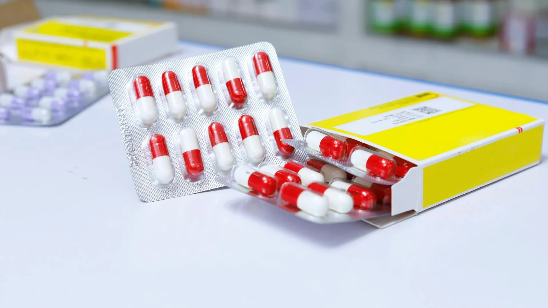 Петербуржцам начнут выдавать бесплатные лекарства от гепатита C