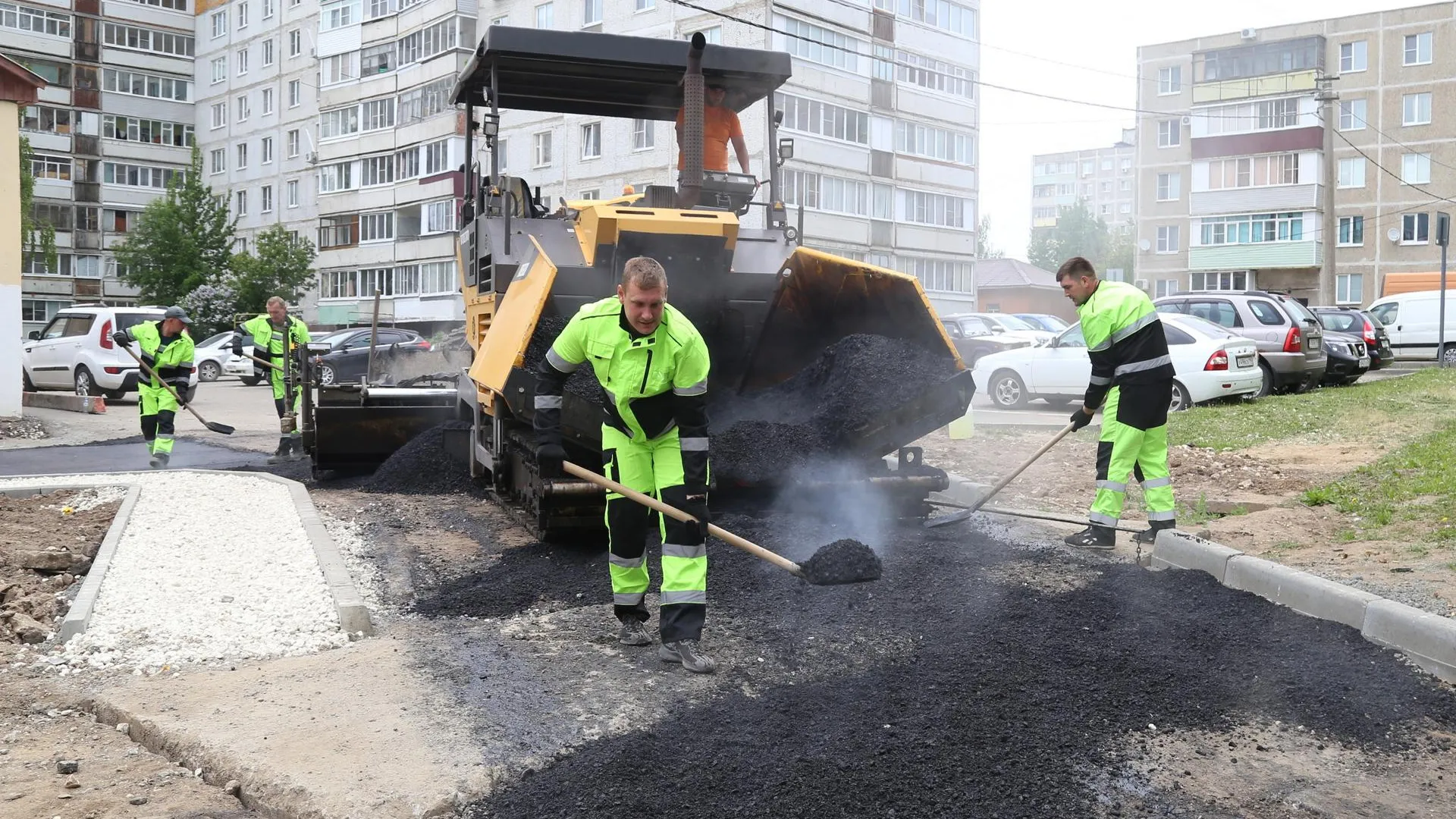 Пять дворов отремонтируют в Луховицах в 2025 году
