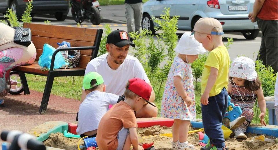 В красногорской деревне Аристово открыли новую детскую площадку