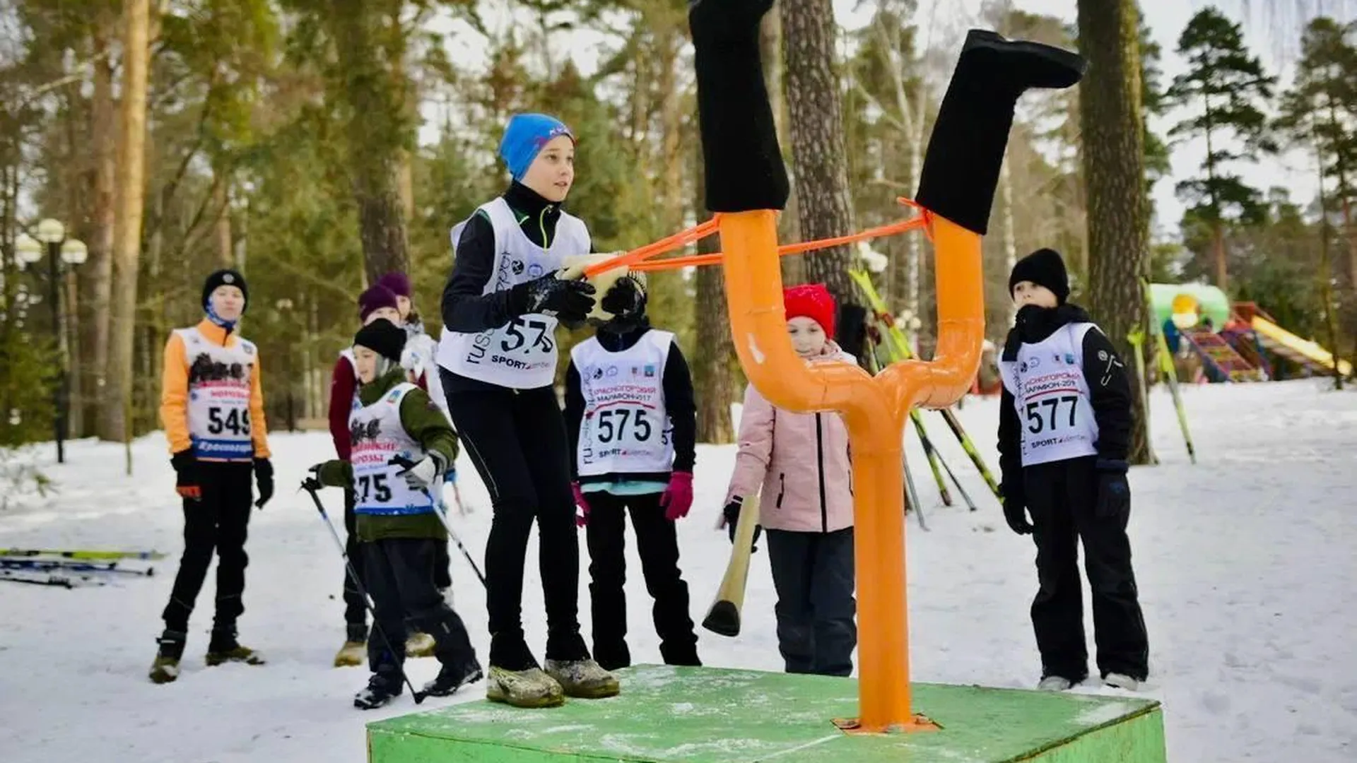 Более 10 тыс человек приняли участие в Днях зимних видов спорта в Подмосковье