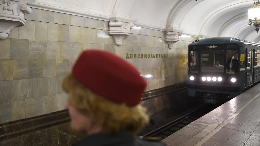 Пассажирам метро впервые покажут машинный зал эскалаторов на станции «Комсомольской»
