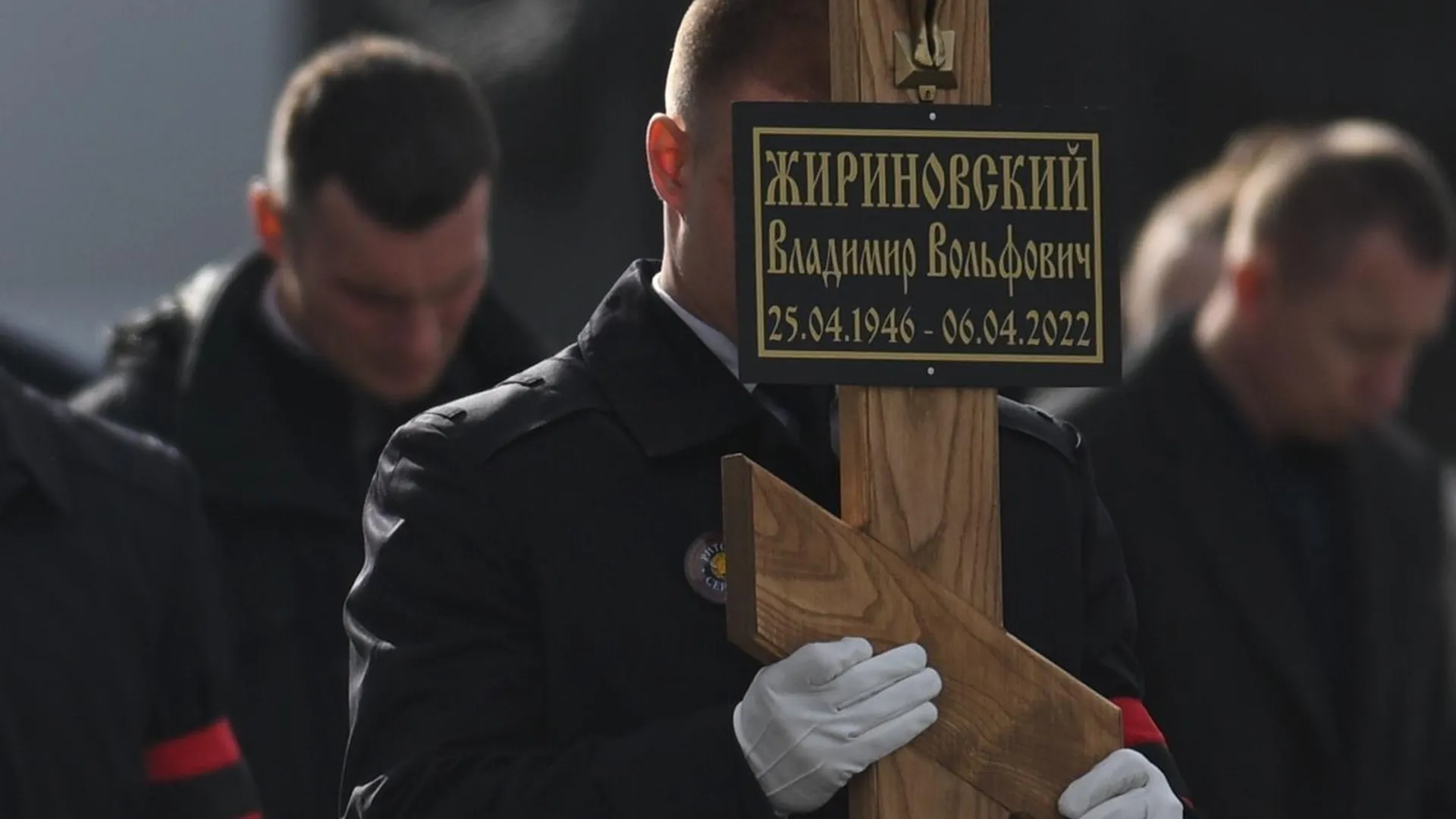 Новодевичье кладбище в Москве закрыли для посетителей из‑за похорон Жириновского