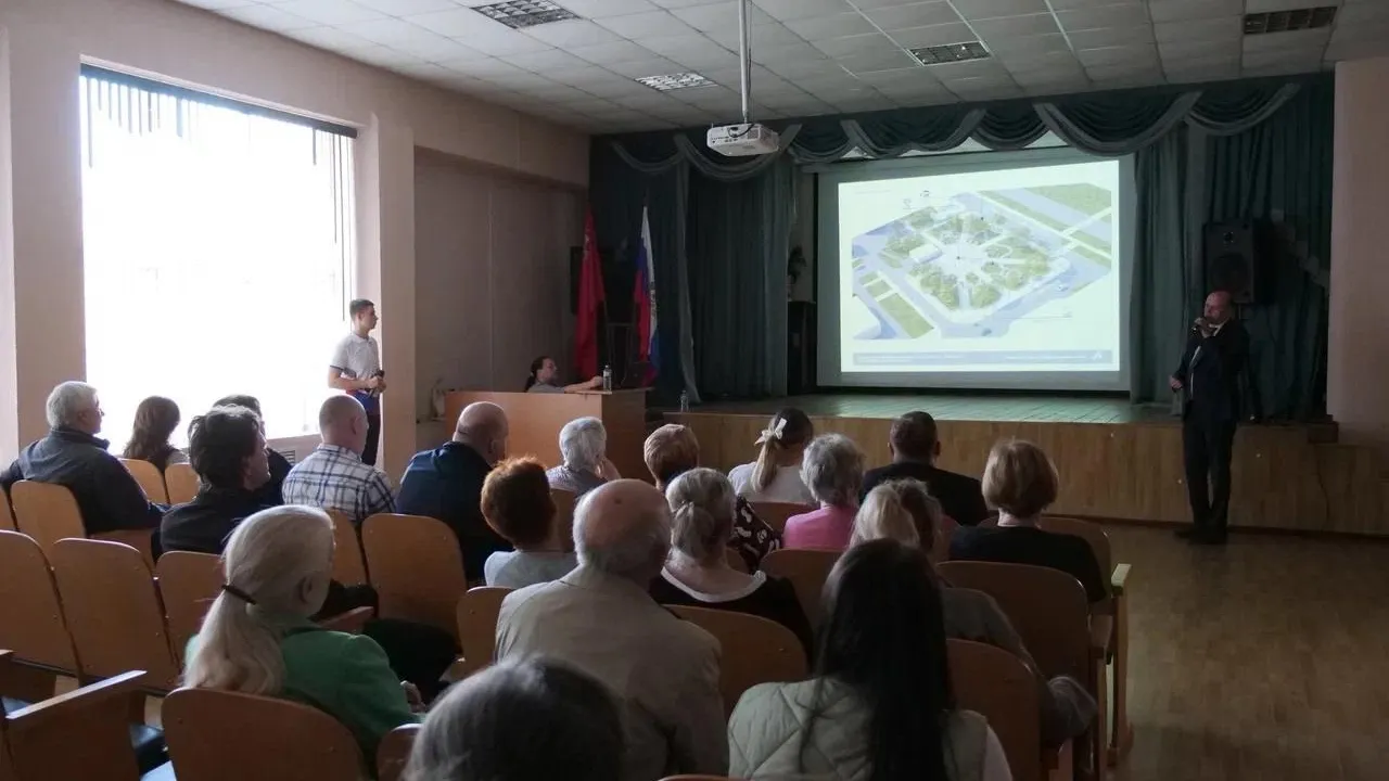 Концепцию благоустройства сквера на ул Побратимов в Люберцах обсудили на встрече с жителями