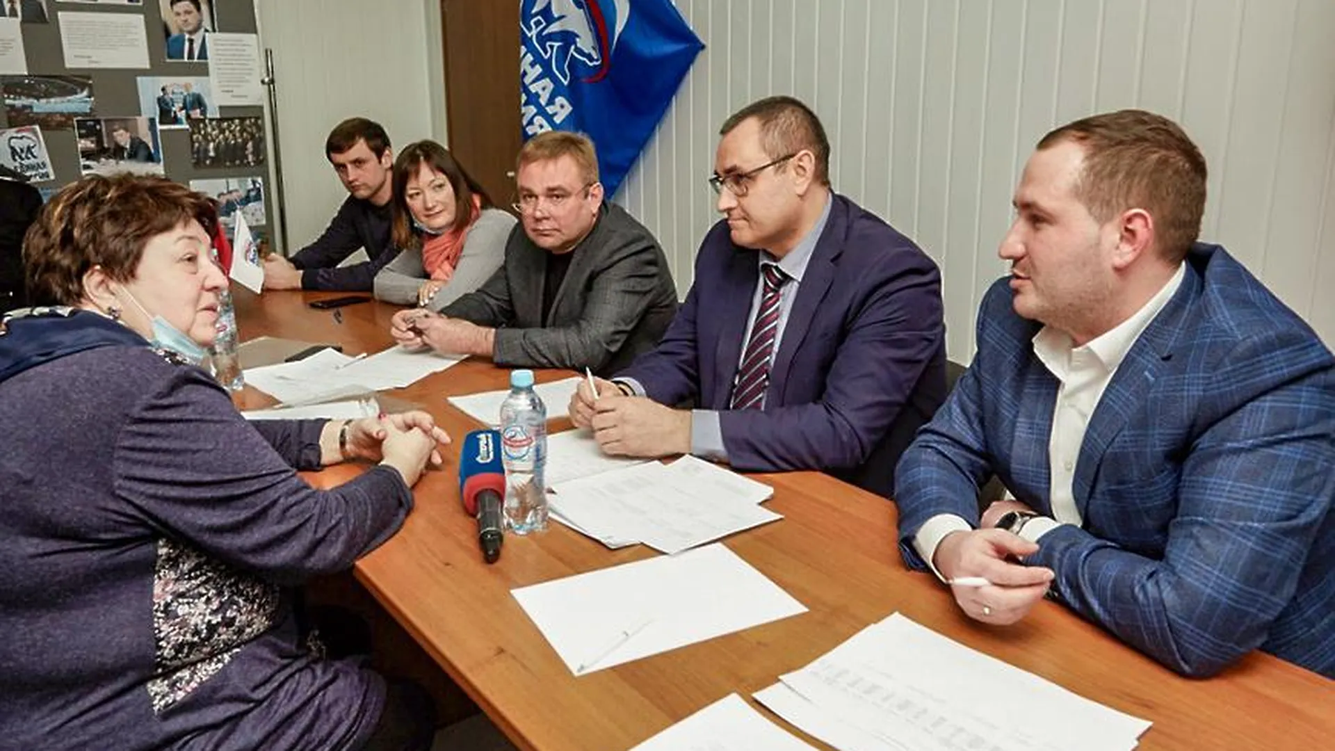 Установку счетчиков воды обсудили с жителями улицы Астрахова в Мытищах
