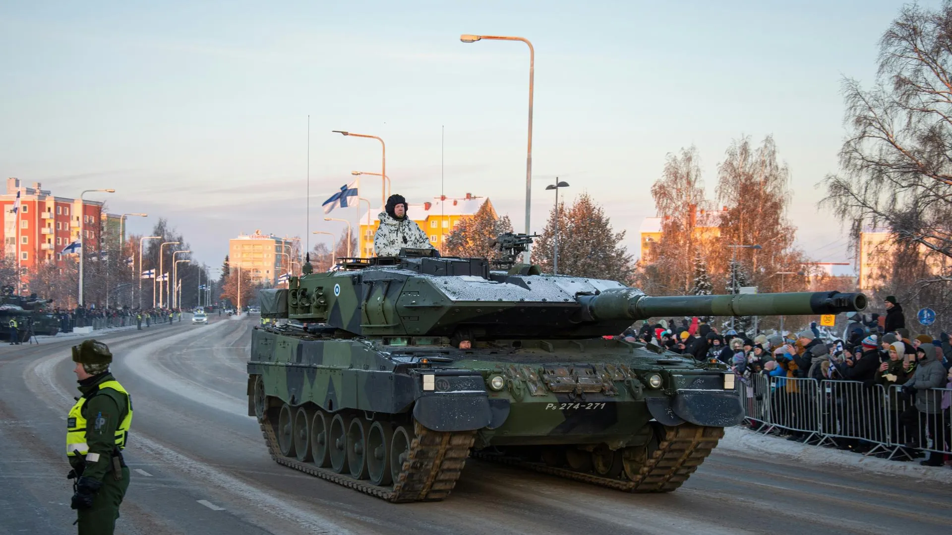 Yle: в Финляндии для женщин-военных закупили лифчики, не поддерживающие грудь