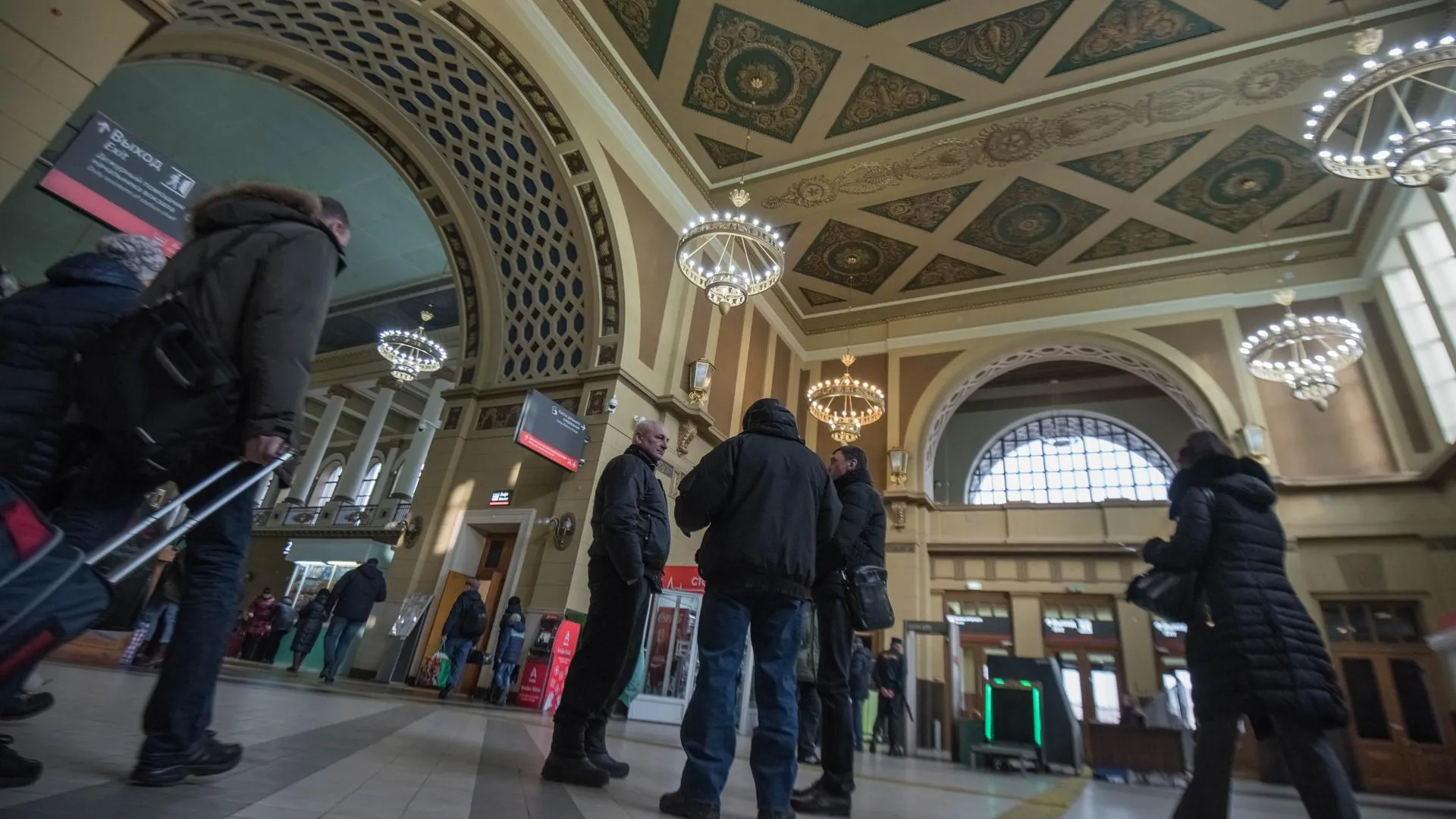 Киевский вокзал вновь начал работу для пассажиров