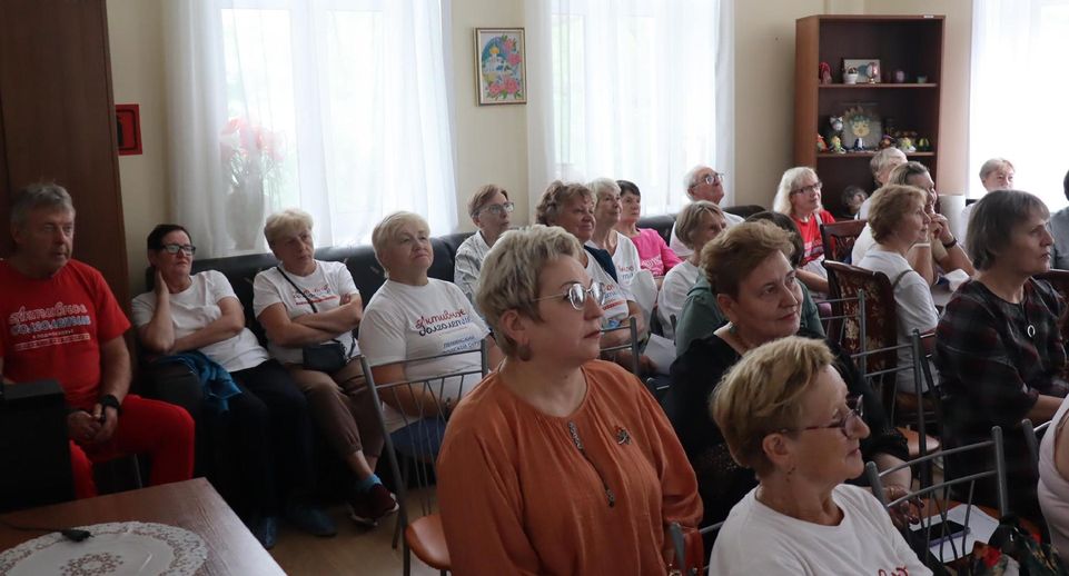 Арт-лекторий о творчестве Геннадия Шпаликова посетили участники активного долголетия Ленинского округа