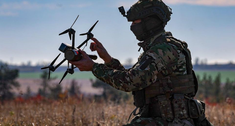 ВС РФ беспилотниками сожгли американский броневик стоимостью 500 тыс долларов