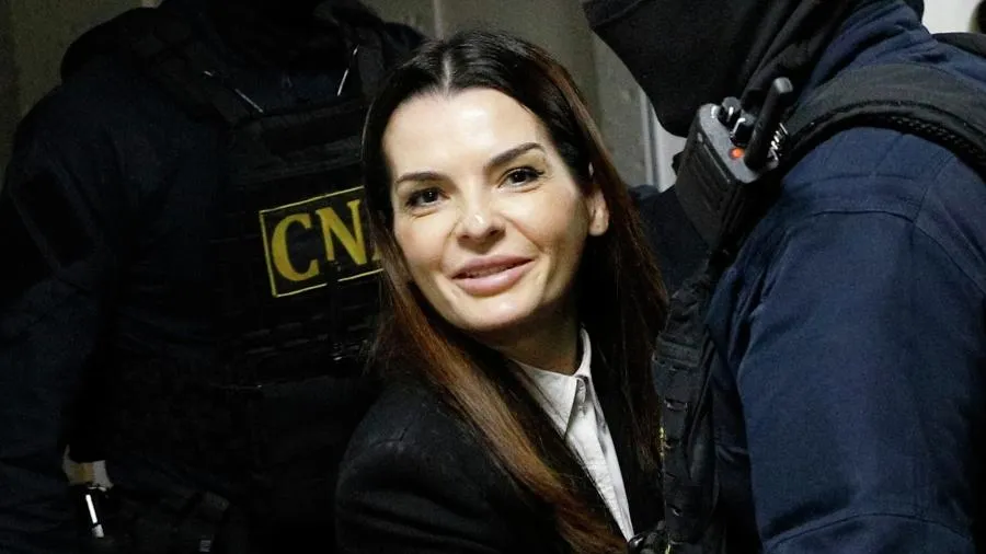 Главу Гагаузии Евгению Гуцул отправили под арест на 20 суток