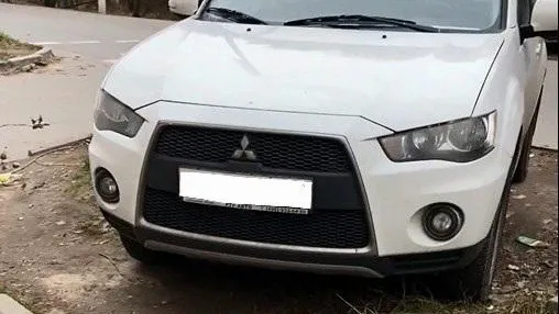 Свыше 400 случаев парковки на газоне зафиксировали в Подмосковье за неделю