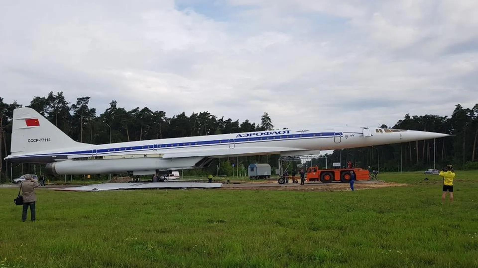 Памятник самолету Ту‑144 открыли в Жуковском