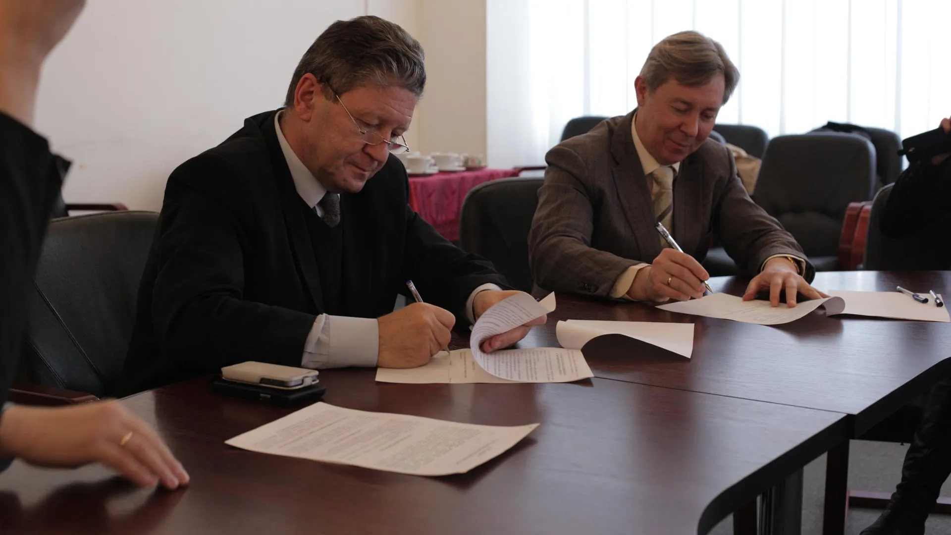 Мининвест Подмосковья и «Юниаструм Банк» заключили соглашение о сотрудничестве