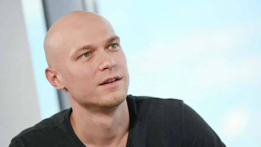 Юра Борисов: как российский актер добился успеха в России и «замахнулся» на Голливуд