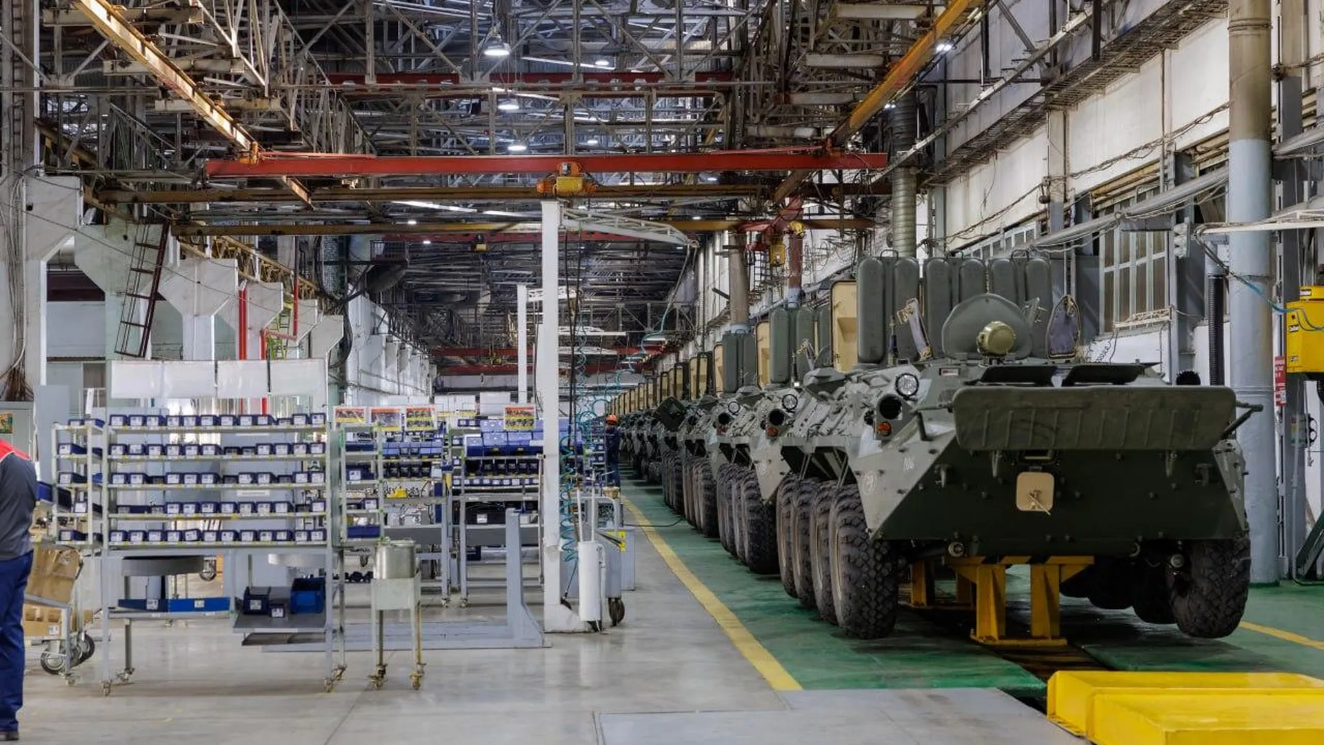 Бюджет РФ возьмет на себя бремя спасения военно‑промышленных заводов от банкротства