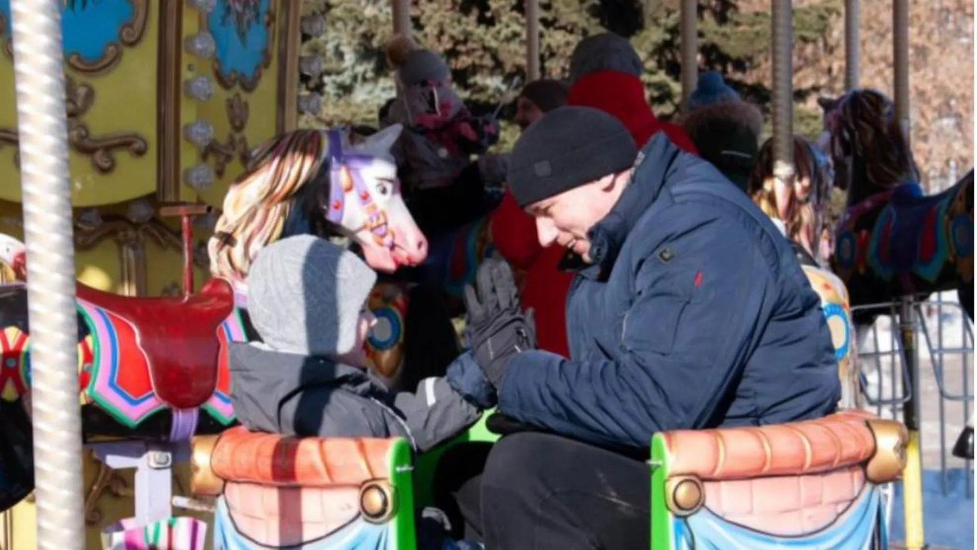 На карусели в Домодедове покаталось почти 2 тыс человек за неделю