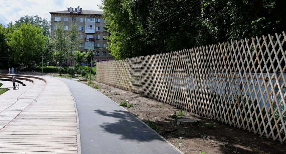 Благоустройство пруда на улице Инженерной в Дмитрове близится к завершению