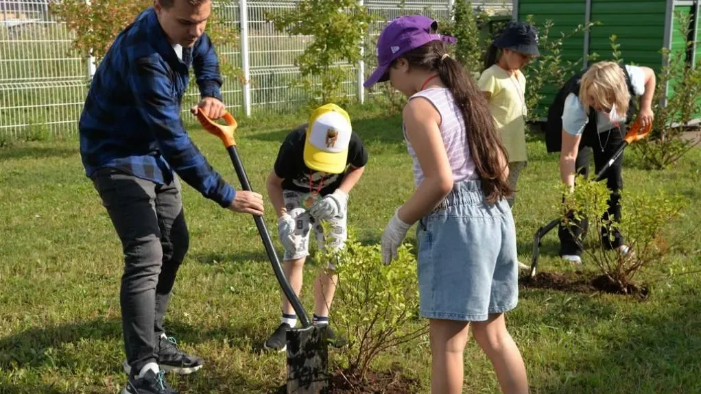 Акция по озеленению Ленинского округа прошла в детском саду «Бобренок»