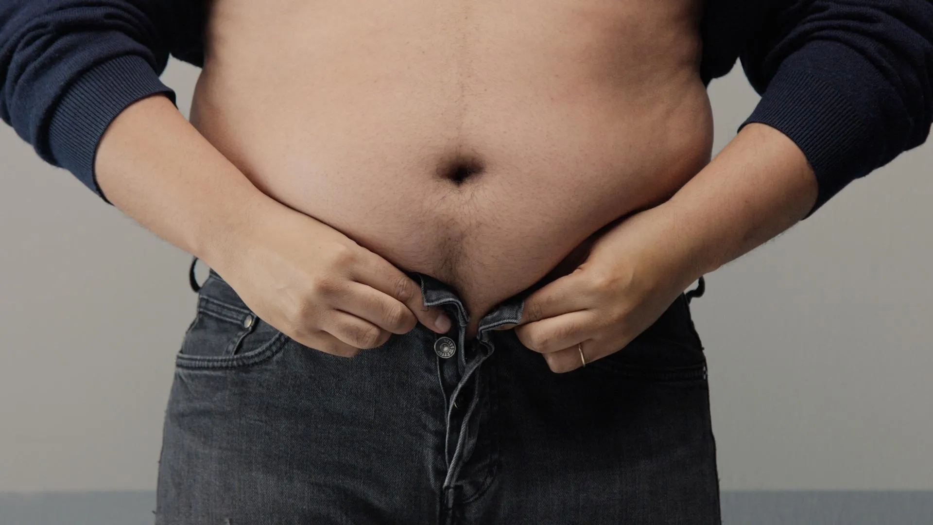 Лишний вес и ожирение: в чем причины, каковы критерии и можно ли вылечить