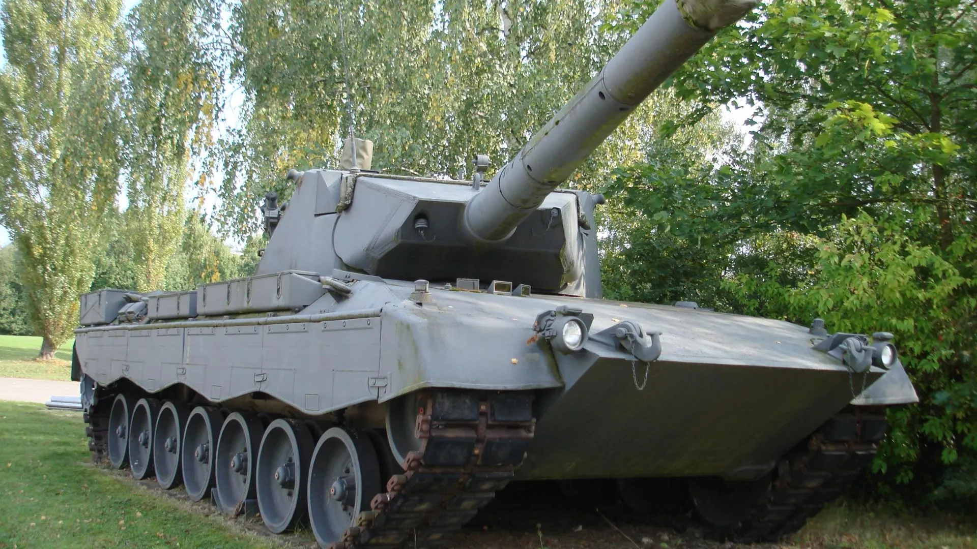 МО Испании подтвердило отправку Украине ракет Patriot и танков