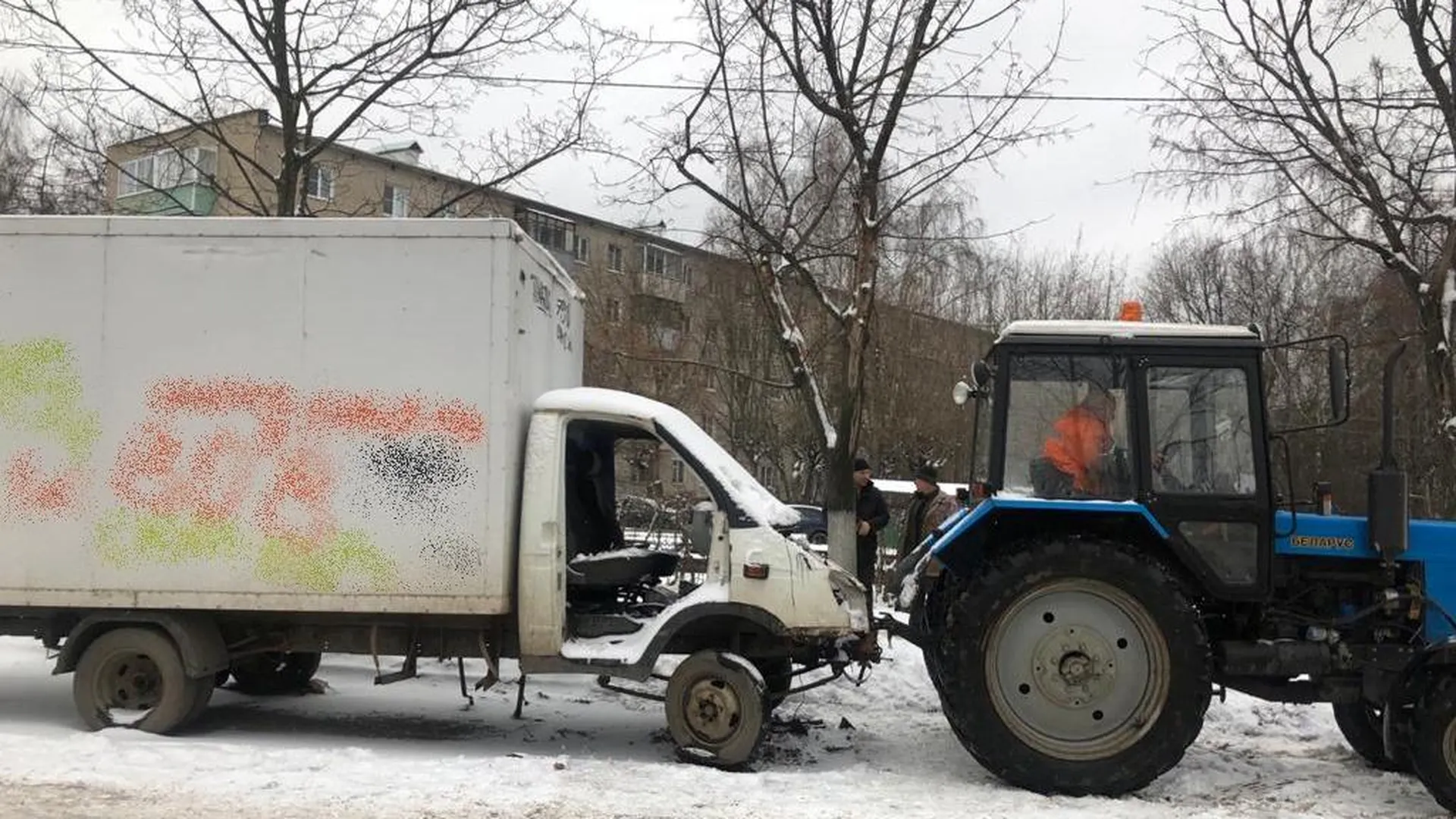 Брошенную «Газель» на Академическом проезде эвакуировали на спецстоянку |  РИАМО в Подольске