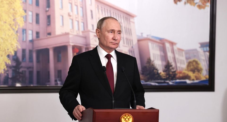 Путин: проблемы в денежных переводах мешают росту торговли России и Китая