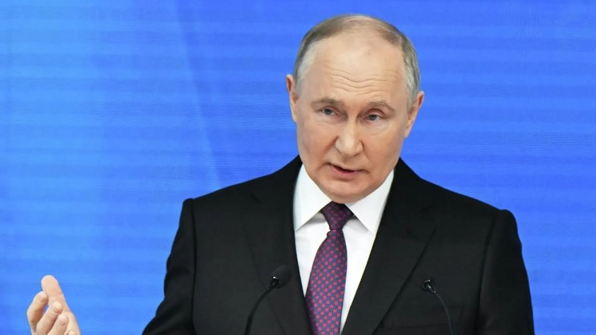 Путин в послании дал поручения примерно на 17 трлн рублей