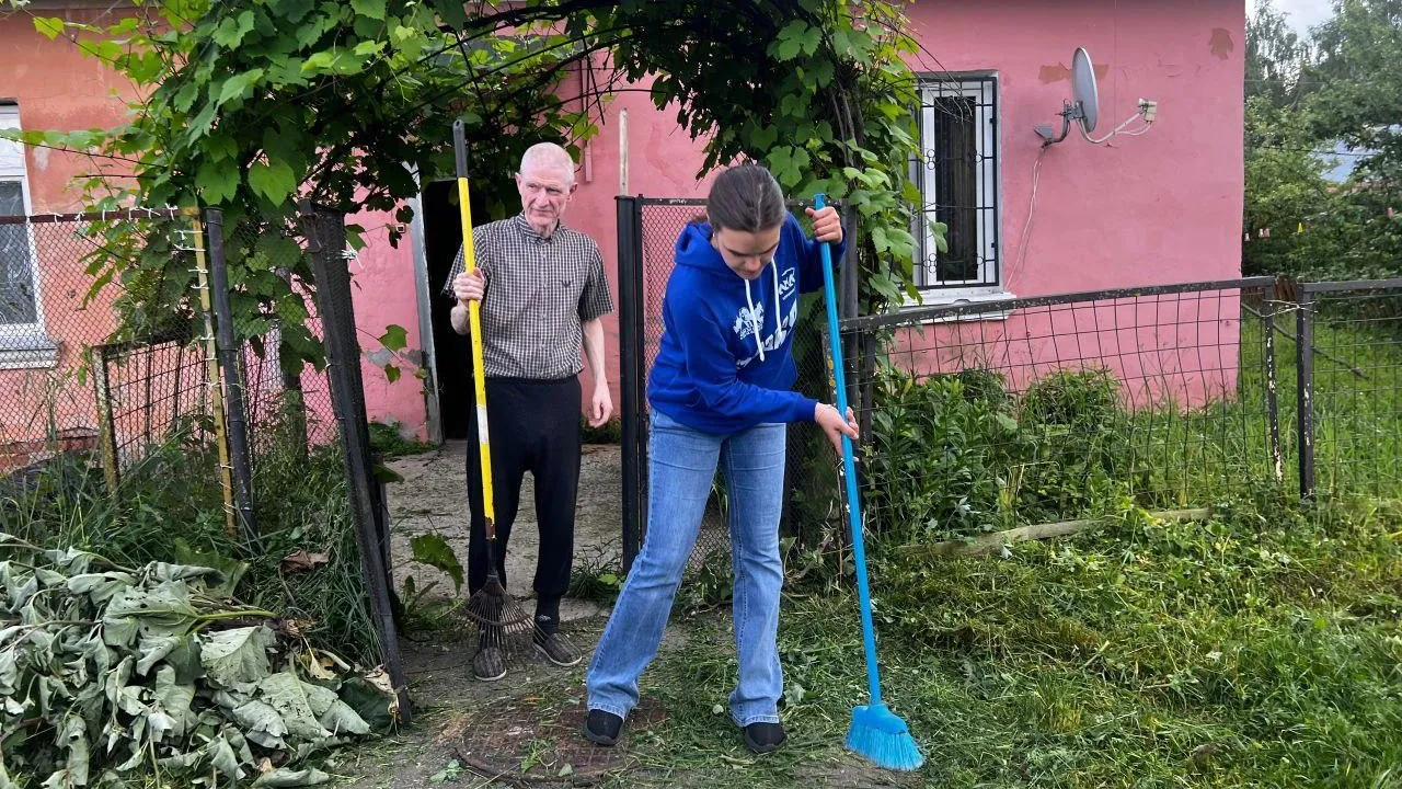 Депутат Серпухова Диана Алумянц навестила пенсионеров и семьи  военнослужащих в Серпухове | РИАМО