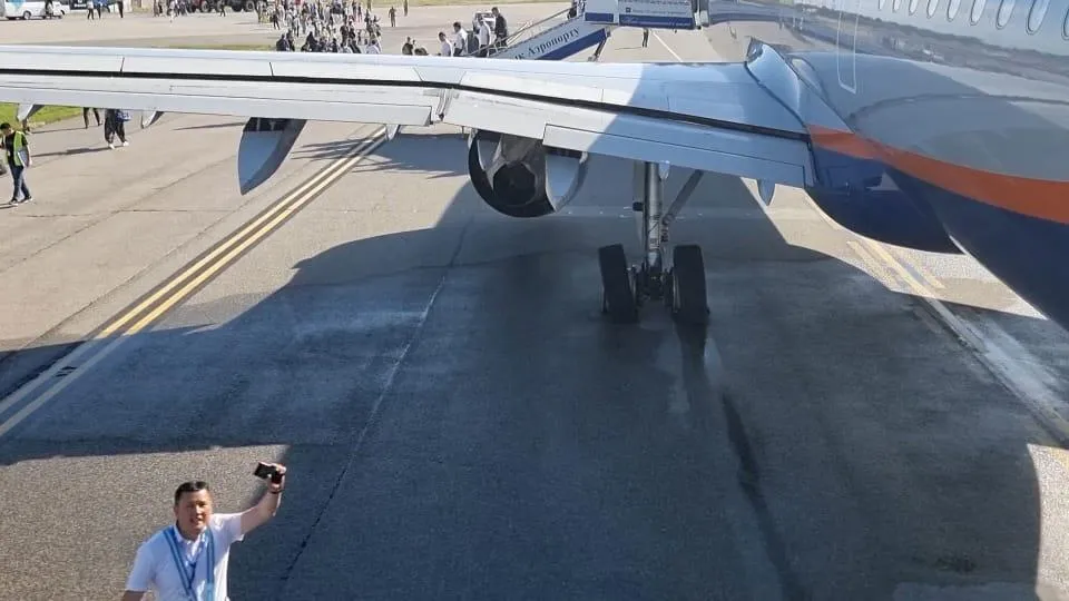 Источник: ЧП произошло с самолетом «Аэрофлота» в аэропорту Бишкека во время взлета