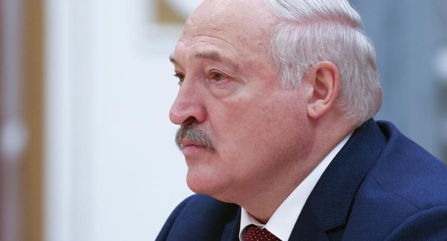 Наталья Эйсмонт: надеюсь, что Лукашенко напишет мемуары