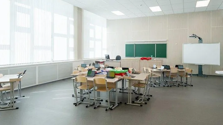 12 объектов образования начали работать в Москве в 2022 г