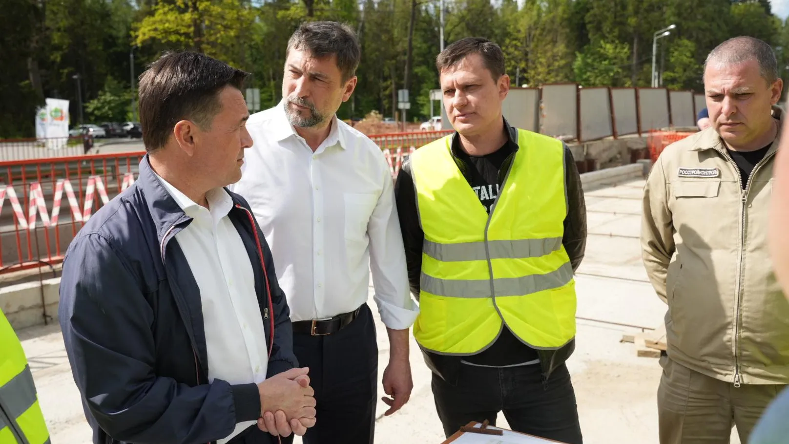 Андрей Воробьев назвал точный срок окончания реконструкции Пироговского шоссе
