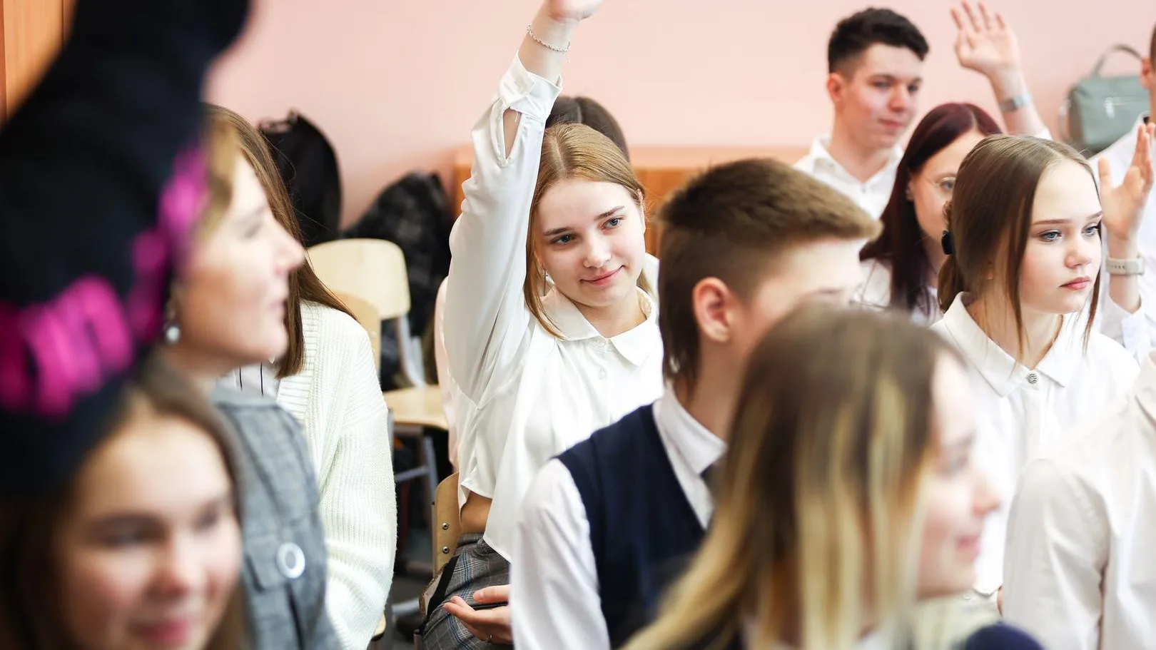 С учащимися Подмосковья обсудили вклад первооткрывателей в науку на «Разговорах о важном»