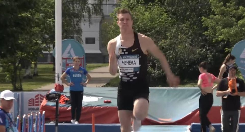 Легкоатлет из Подмосковья завоевал серебро на соревнованиях в Твери