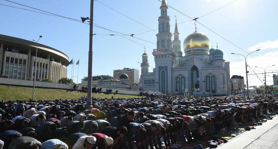 Движение перекроют у мечетей в центре, на западе и северо-востоке Москвы