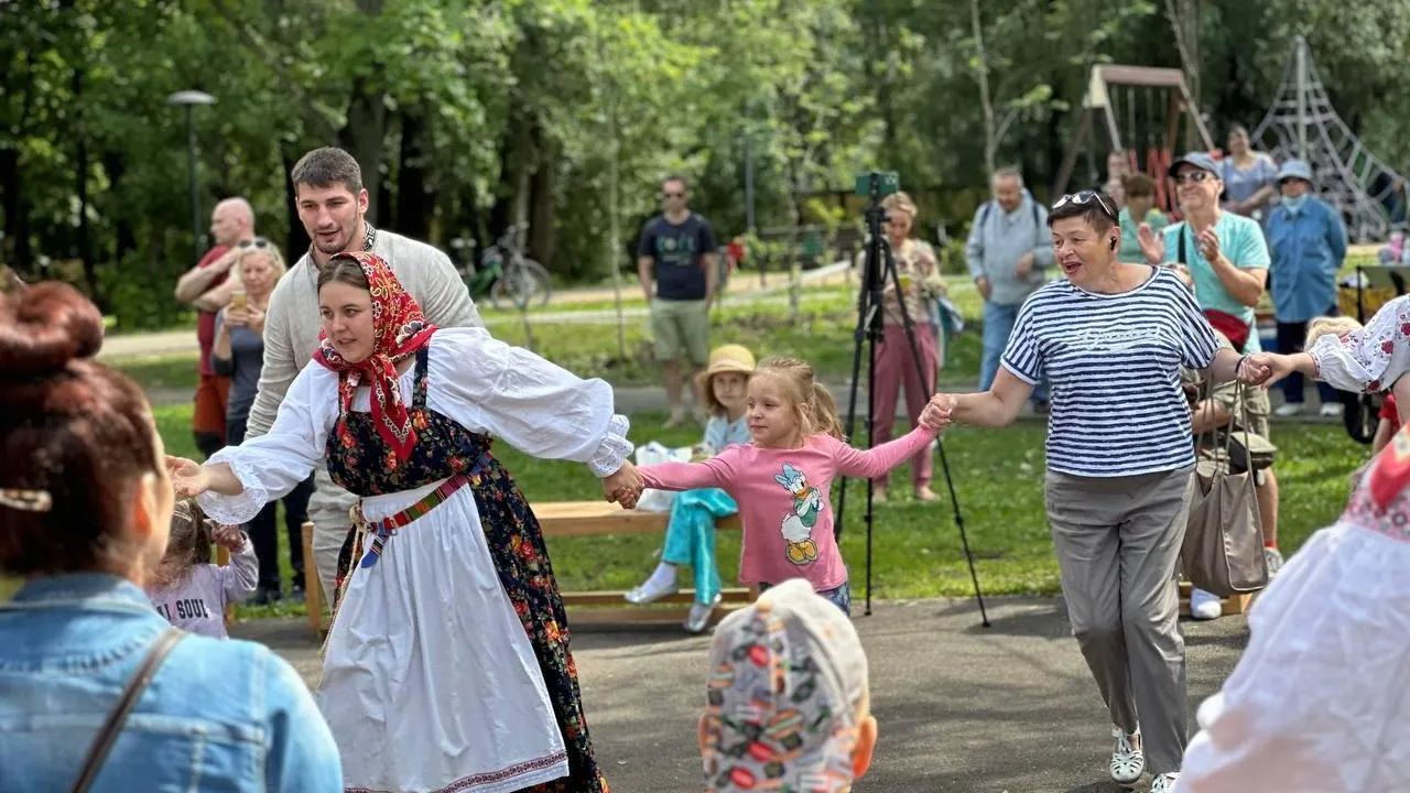 Жители и гости Реутова приняли участие в мероприятиях в парке «Фабричный пруд»