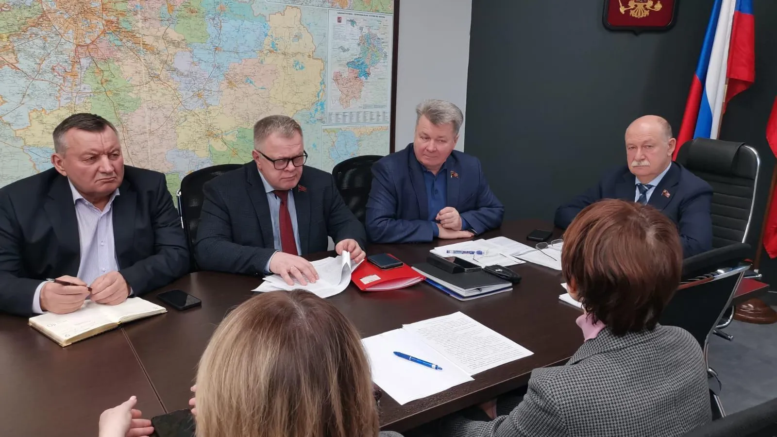 Депутат Мособлдумы  Наумов принял участие в заседании комитета парламента