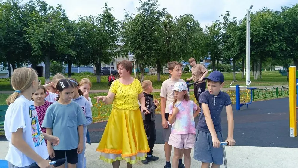 Дети села Подхожее приняли участие в игровой программе «Вместе весело играть»