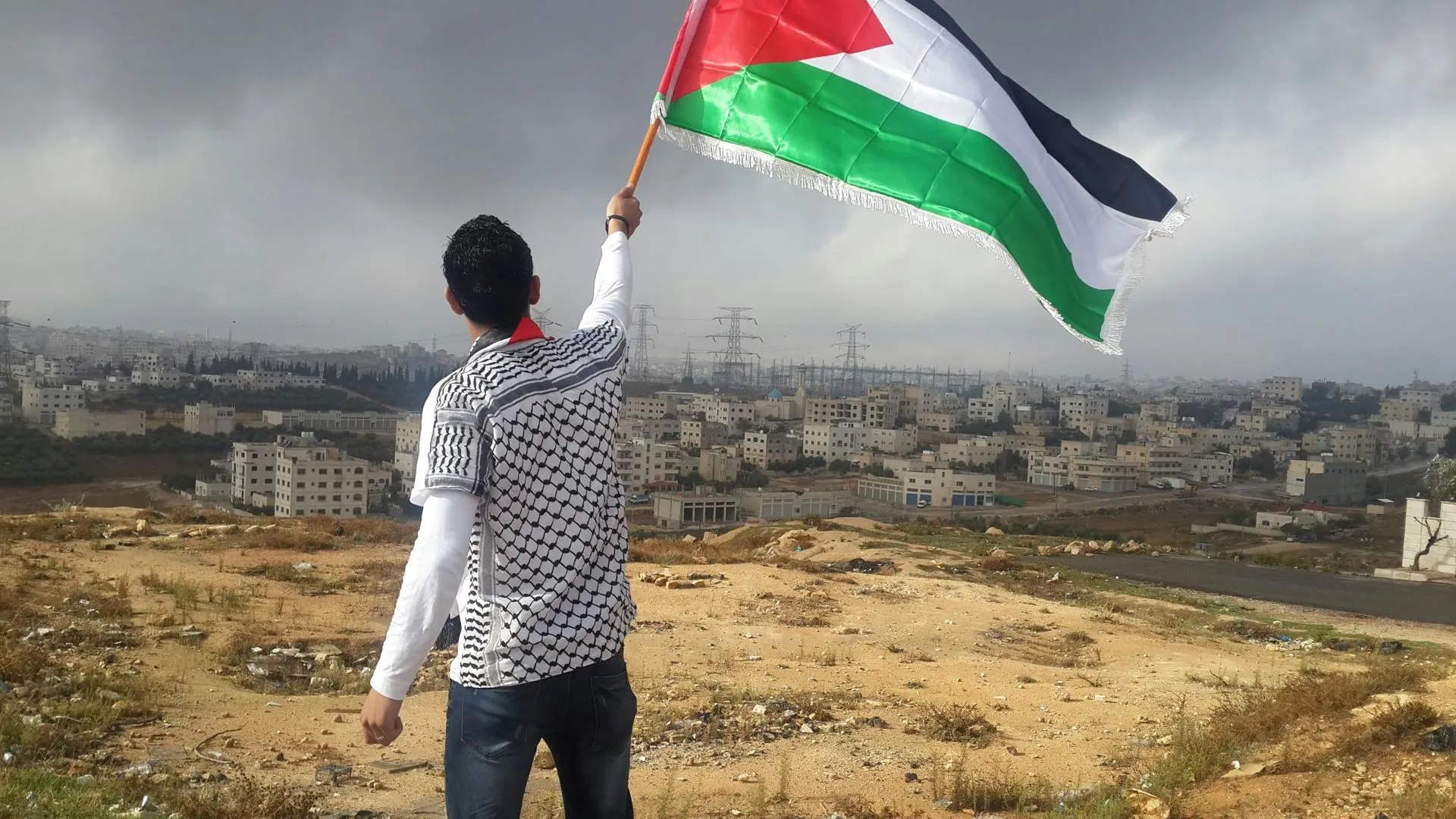 Палестина просит мир пересмотреть отношения с Израилем