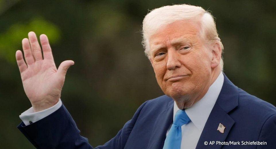 «Без шуток»: Трамп хочет сохранить власть в США до 2037 года
