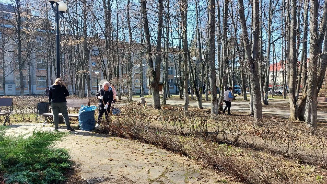 Министр благоустройства Подмосковья Хайкин лично проверяет подготовку парков к лету