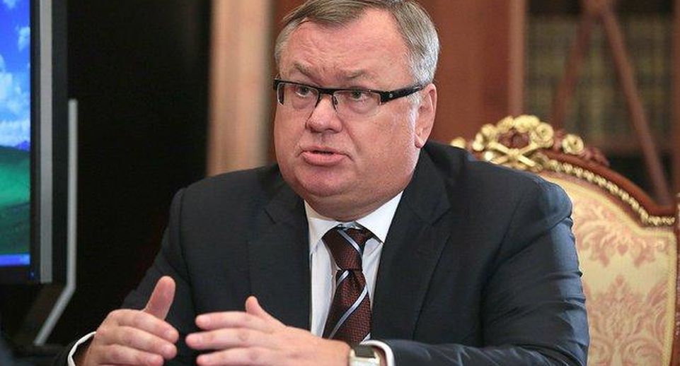 Глава ВТБ Костин призвал полностью отказаться от расчетов через систему SWIFT