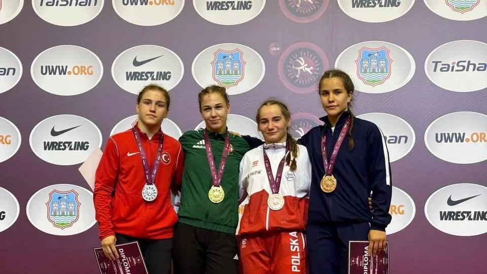 Студентки Подмосковья стали призерами первенства Европы по спортивной борьбе