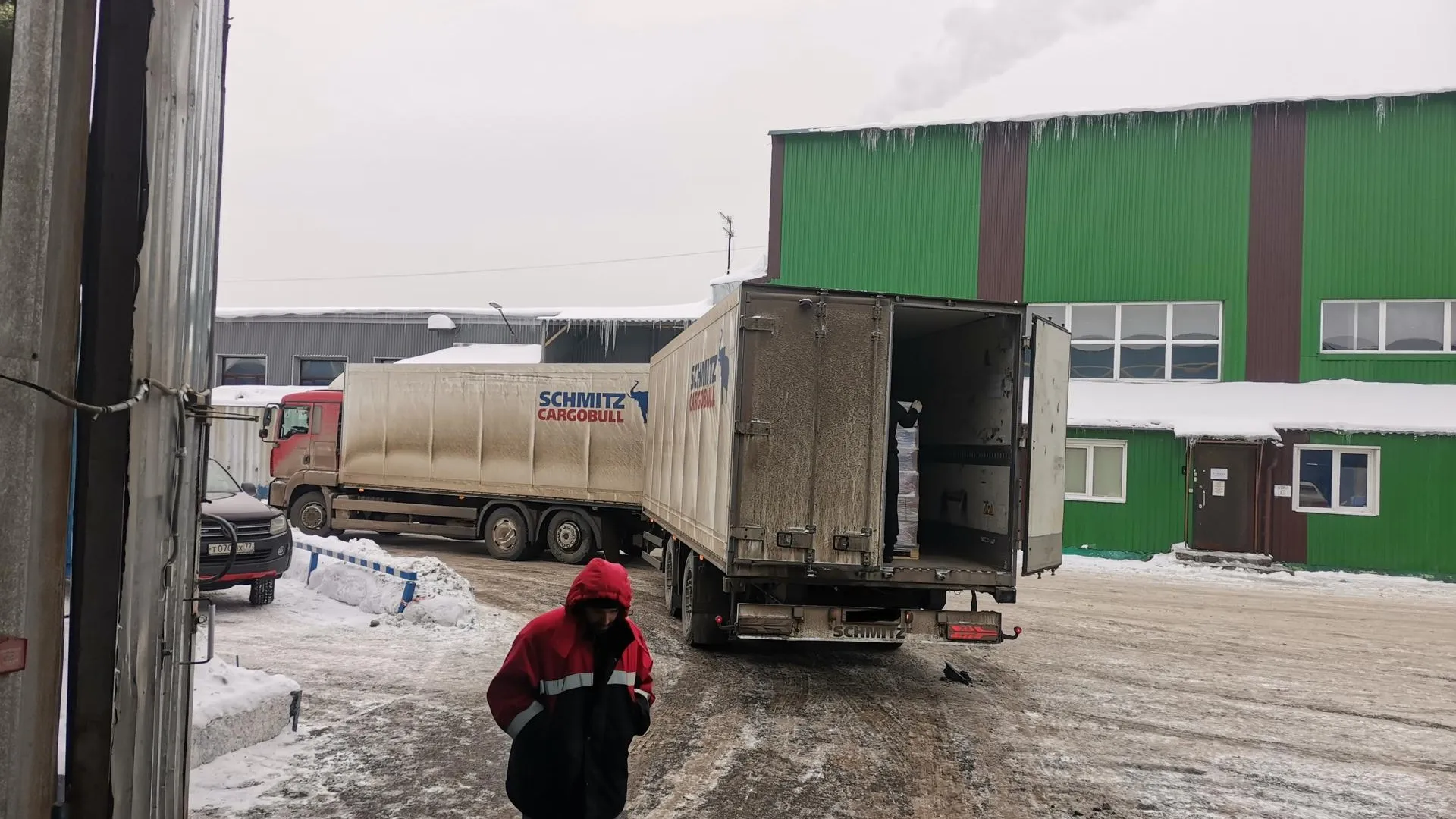 Депутат из Подольска направил помощь бойцам СВО