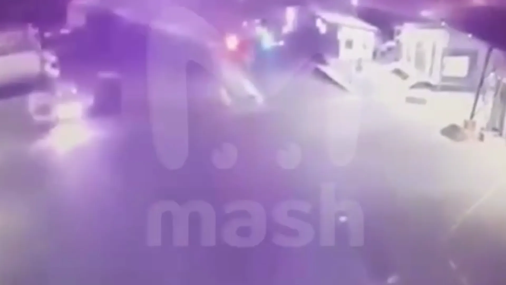 Mash опубликовал видео с моментом уничтожения БПЛА в Подмосковье