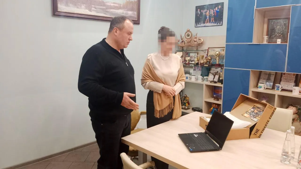 Депутат Подольска Исаев приобрел ноутбук для работы с БПЛА для участников СВО