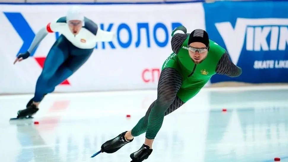 Спортсмены Подмосковья участвуют в первенстве России по конькобежному спорту