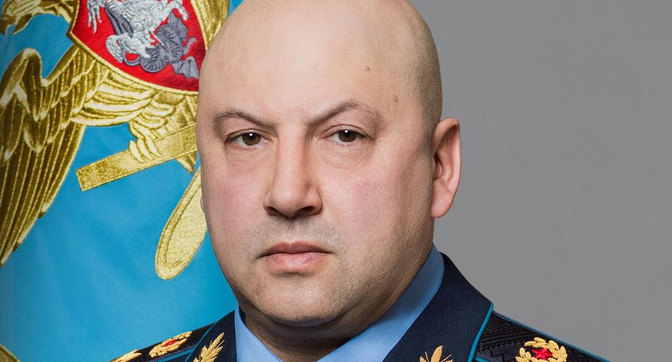 «Рыбарь»: генерал Суровикин прилетел в Москву