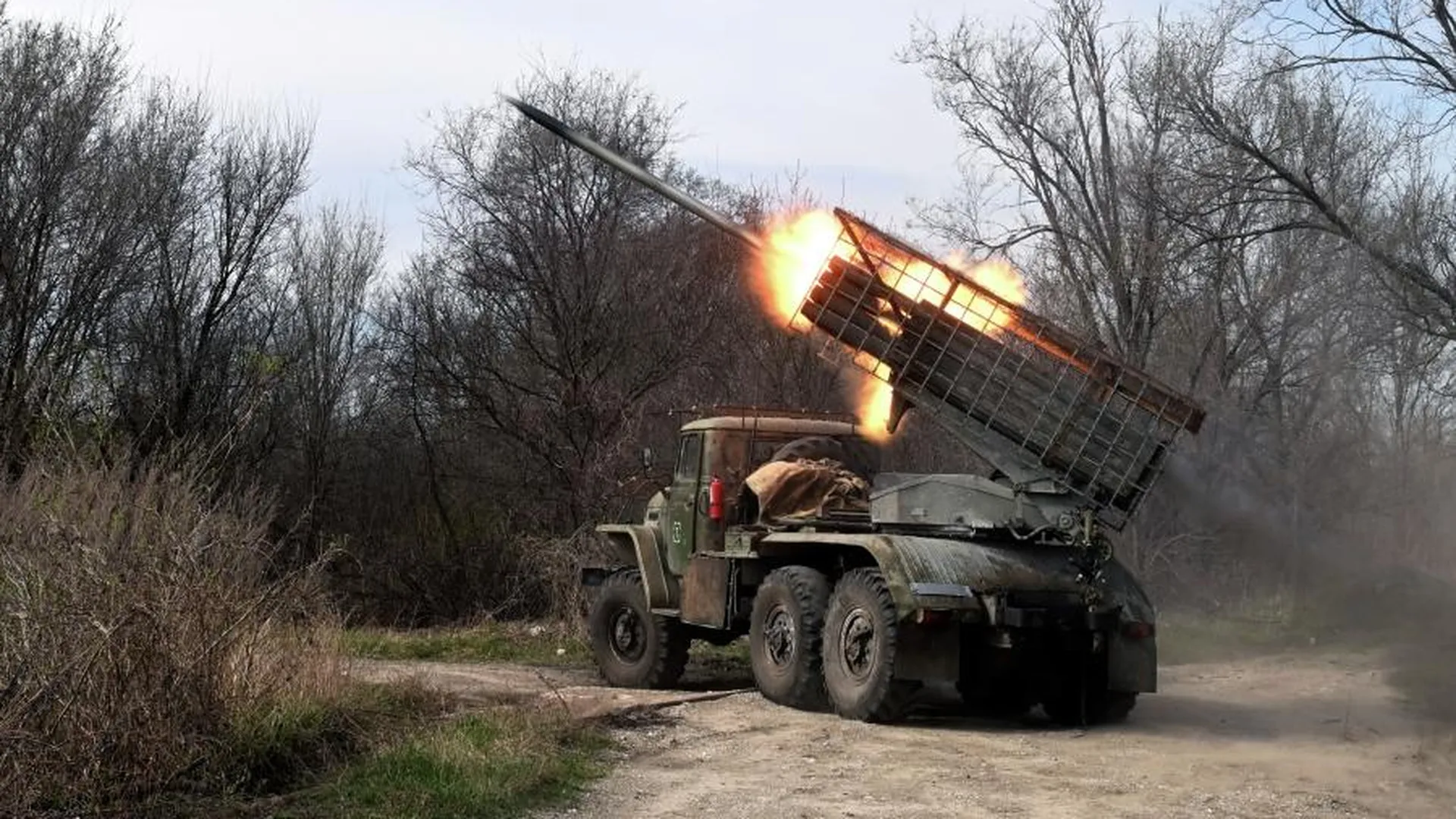 Тульские артиллеристы накрыли «Градами» украинскую пехоту в зоне СВО